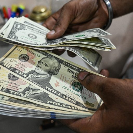 Brasil registra déficit em conta corrente de US$ 31,85 bilhões em maio