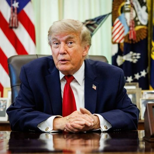 Trump assina ajuste de tarifas sobre alumínio