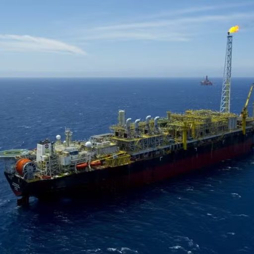 Governo prorroga imposto de exportação sobre petróleo em 12%
