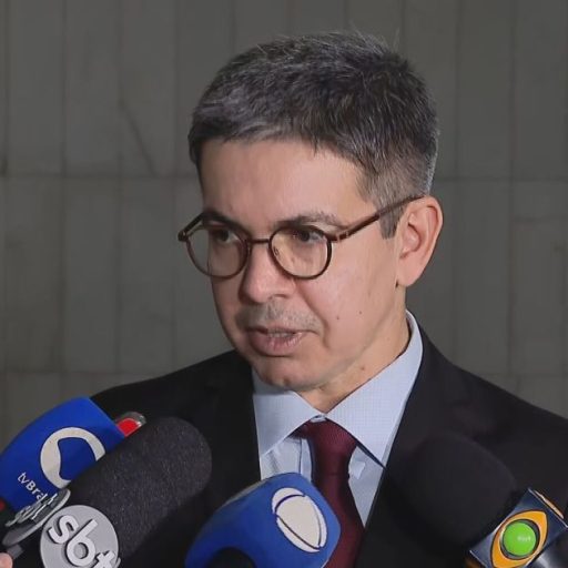 O senador Randolfe Rodrigues (PT-AP), líder do governo no Congresso  • 03/12/2024 - CNN