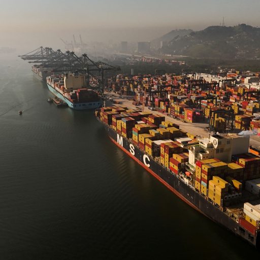 Brasil registra superávit de US$ 2,115 bilhões na terceira semana de agosto