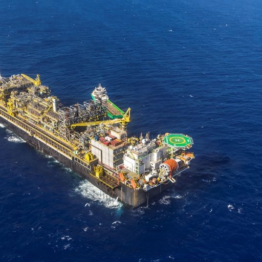 Camex aprova prorrogação de imposto de 12% sobre exportação de petróleo