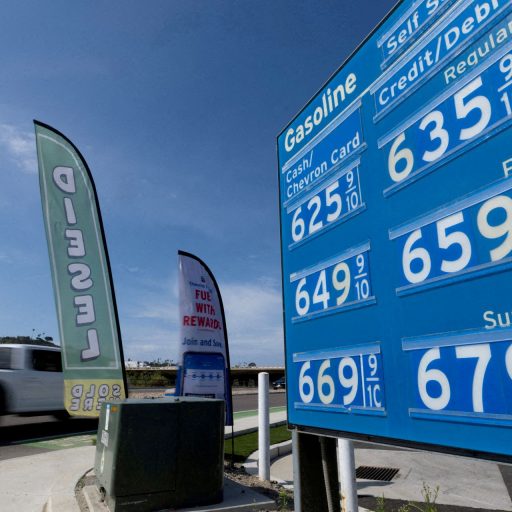 Guerra entre EUA e Irã faz gasolina subir 40% e diesel bater recorde