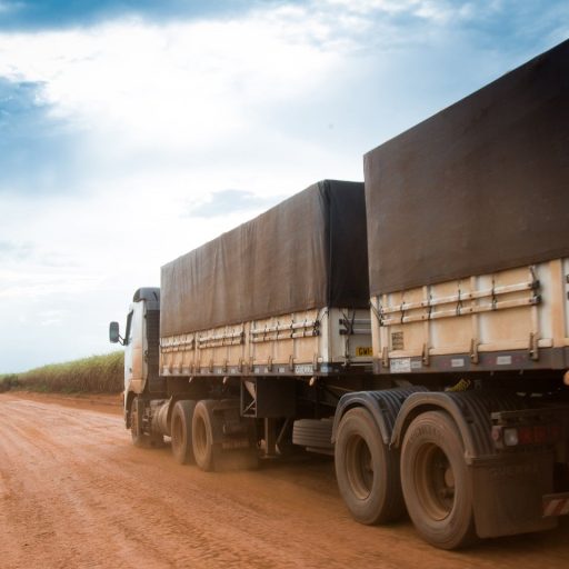 Frete recua 0,46% em julho com queda do diesel, diz Edenred