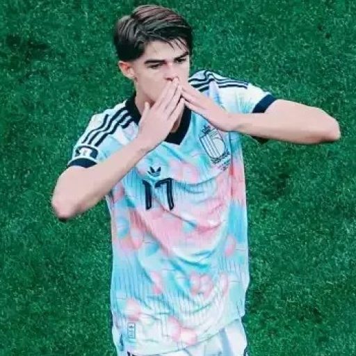 De Ketelaere: o meia belga que brilha na Copa do Mundo