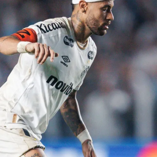 Neymar pode desfalcar Santos por até 13 jogos por lesão muscular