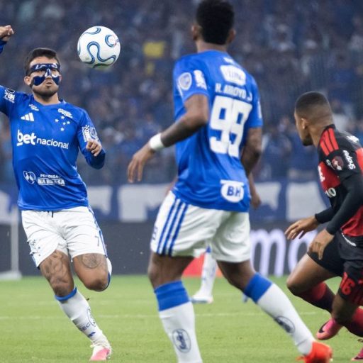 Paquetá marca e Flamengo empata com Cruzeiro pela Libertadores