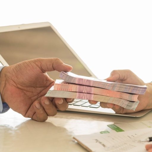 Taxa de juros para empréstimo pessoal recua em agosto