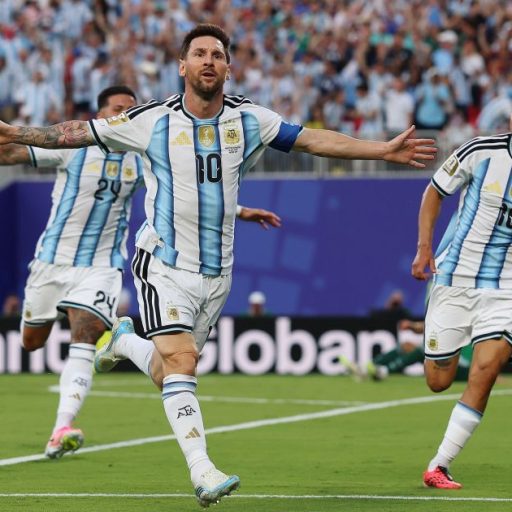 Ronaldo consagra Messi como o melhor de todos os tempos