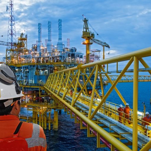 Justiça do DF suspende imposto de exportação sobre petróleo