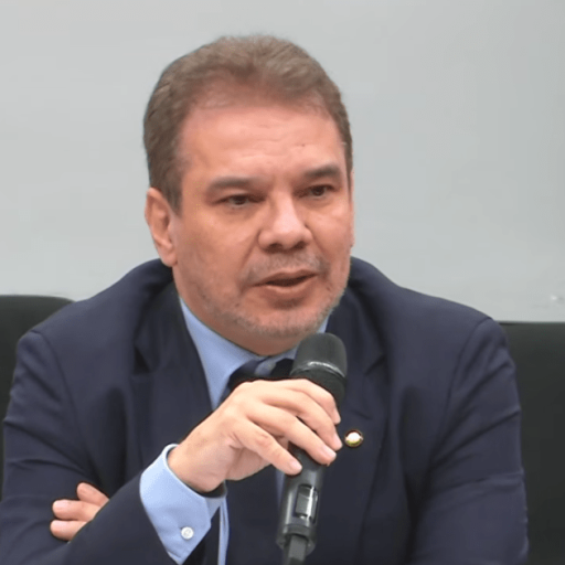 Ministro da Justiça diz que respeito às instituições é essencial para superar desafios