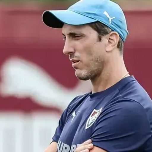 Fluminense demite o técnico Luis Zubeldia após empate na Libertadores